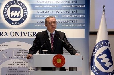 طيب اردوغان : هناك خونة يؤدون دور لورانس طواعية في المنطقة