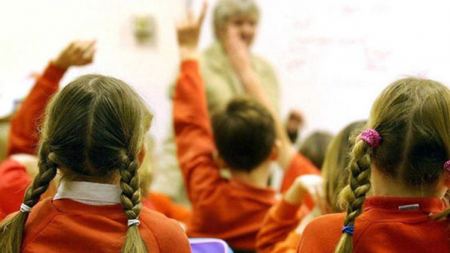 بريطانيا تضيف مادة التربية الجنسية الى المناهج المدرسية