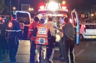 اصابة مستوطن بجروح متوسطة جراء طعنه في القدس