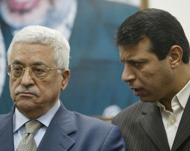 دحلان موجهاً كلامه الى الرئيس محمود عباس : « أعلى ما بخيلك اركبوا »
