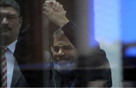 فيديو ... قاض مصري: تنفيذ الإعدام بحق مرسي سيُنفذ قريبًا