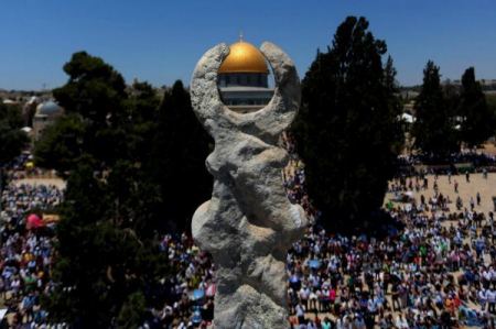 200 ألف مواطن صلّوا الجمعة الثانية لرمضان في المسجد الاقصى 