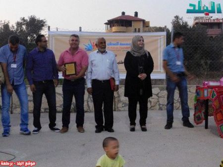 فيديو + صور ... قرية طورة شمال جنين تكرّم طلاب التوجيهي للمرة الثانية 