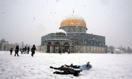 التربية والتعليم الفلسطينية تقرر انهاء الدوام مبكراً والخميس عطلة بسبب المنخفض المتوقع