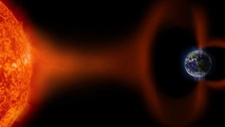 عاصفة مغناطيسية جديدة تصل الارض بعد يومين