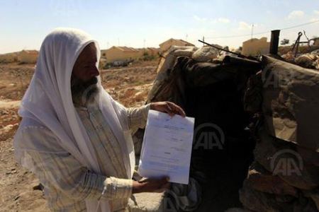 مئة الف دولار ... ثمن رغيف الخبز في الخليل 