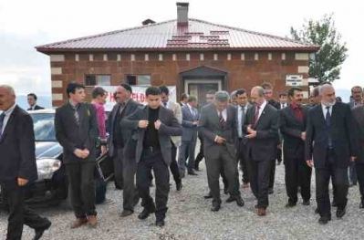 تركيا : افتتاح مسجد يحمل اسم محمد مرسي