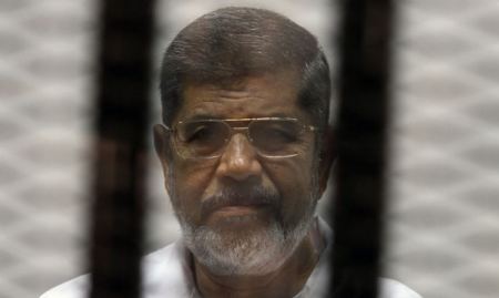 الحكم على الرئيس مرسي بالسجن عشرين سنة