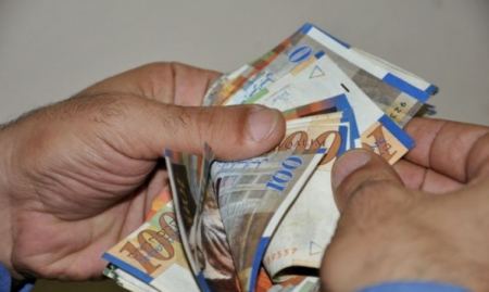المصادقة على اقتراح قانون لرفع الحد الأدنى للأجور الى 5000 شيكل