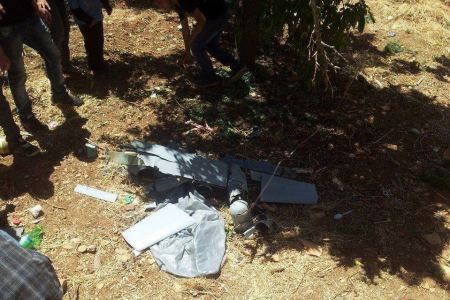 طائرة استطلاع اسرائيلية تسقط في الخليل