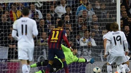 برشلونة يحسم الكلاسيكو في مباراة مجنونة