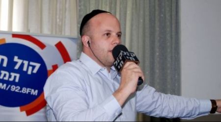 مذيع اسرائيلي تمنى عدد أكبر من الوفيات في الحج