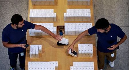 مبيعات " ايفون 7 " في هبوط كبير