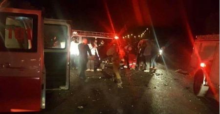 الخليل ... مصرع 4 أشخاص بحادث سير مروع 