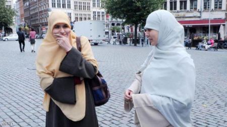محكمة حقوق الانسان الاوروبية تؤيد قراراً فرنسياً بحظر الحجاب داخل المستشفيات