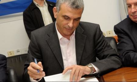 اسرائيل تفرج عن نصف مليار شيكل للسلطة الفلسطينية