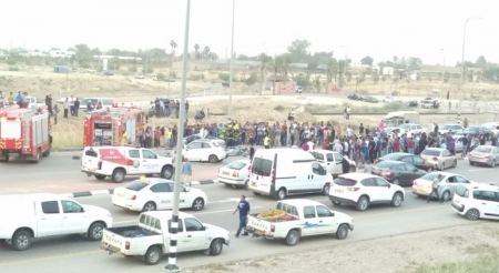 وفاة أب وابنه بحادث سير مروع في النقب