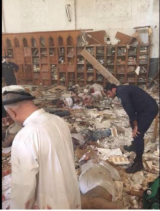 صور ... قتلى وجرحى في انفجار بمسجد في الصوابر بالكويت 