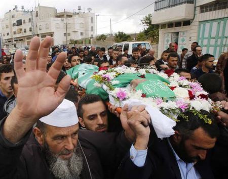 الخليل تشيع جثمان الشهيد عبد الفتاح الشريف