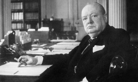 هل اعتنق تشرشل الاسلام ؟