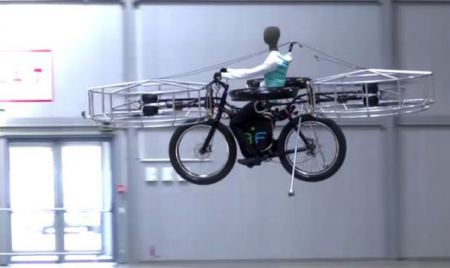 دراجة هوائية تطير وتحلق (فيديو)