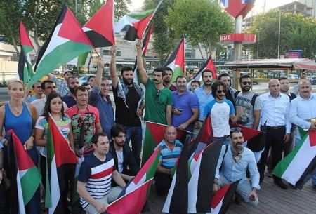 تظاهرة لفنانين اتراك تنديداً بالعدوان على غزة