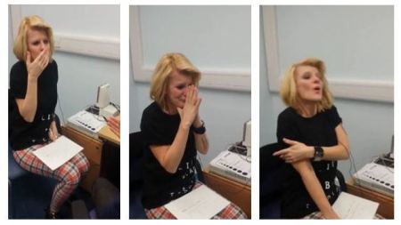 سيدة بريطانية تستعيد السمع بعد صم دام 40 عام