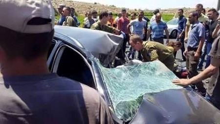 مصرع مؤيد حسن سليمان مناصرة ( 37 عاماً ) في حادث سير على مدخل الخليل 