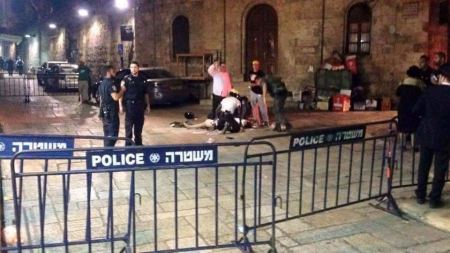 مقتل مستوطنين اثنين طعناً في البلدة القديمة بالقدس واستشهاد المنفذ 