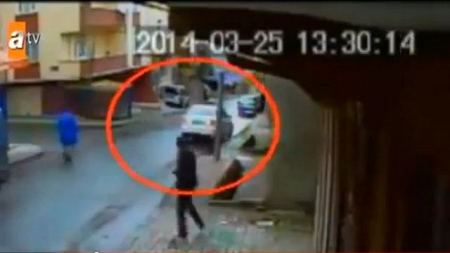 فيديو يظهر مقتل بطل مسلسل " وداي الذئاب " نيهات كانتمير