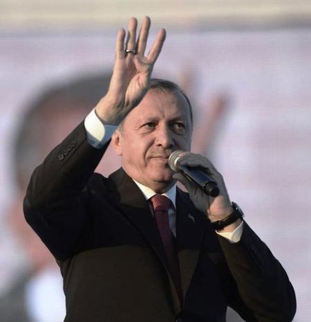 اردوغان : لن ندع ولن نتهاون مع الألسن التي تتحدث عن أذاننا