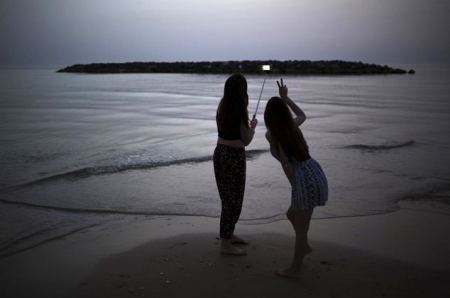 منظمة الصحة العالمية تنوي ادراج « السيلفي » في قائمة الأمراض النفسية