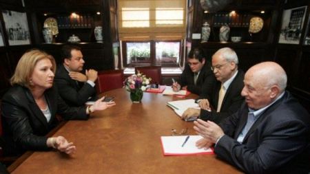 اسرائيل تعلن الغاء الافراج عن الدفعة الرابعة للاسرى