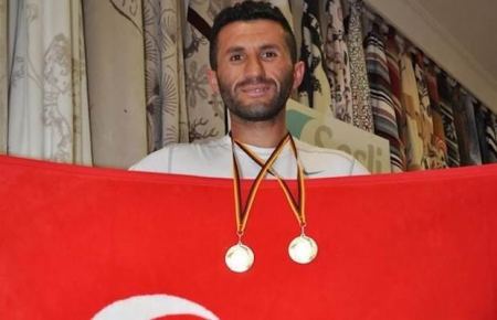 تركيا ... عدَّاء يستعد للجري ثلاثة آلاف كلم إلى مكة المكرمة لأداء الحج