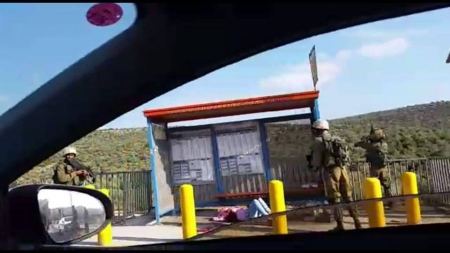 إطلاق نار على فتاة فلسطينية بزعم محاولة تنفيذ عملية طعن قرب أريئيل