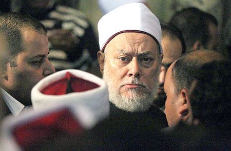علي جمعة ينجو من محاولة اغتيال من أمام مسجد في مدينة 6 اكتوبر