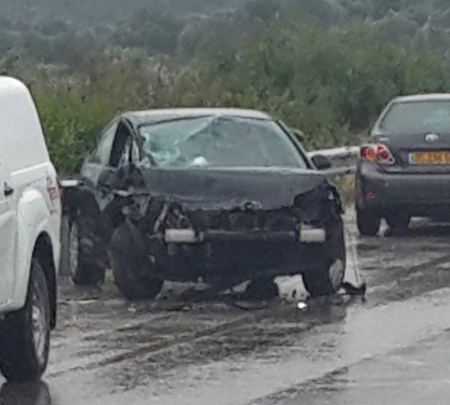 حادث سير في مدخل برطعة الشرقية من جهةحاجز ريحان يسفر عن اصابتين احداهما بالغة