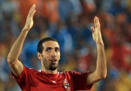 انقلاب مصر يتحفظ على اموال اللاعب ابو تريكه ,والاخير يغرّد