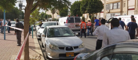 متطرفون يهود يطعنون اربعة شبان من النقب واصابة متوسطة