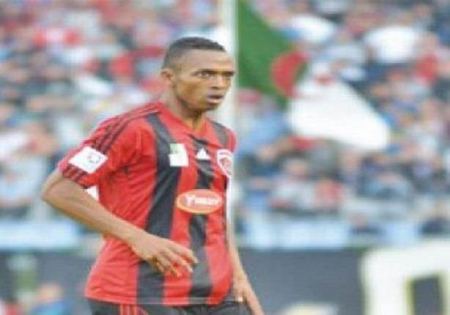  « كاروليس أندريا » مهاجم اتحاد العاصمة الجزائري يعتنق الإسلام
